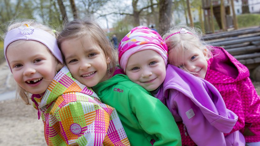 Betreuungsplatz im Kindergarten Kindergruppe fühlt sich im Marte-Meo-Kindergarten wohl